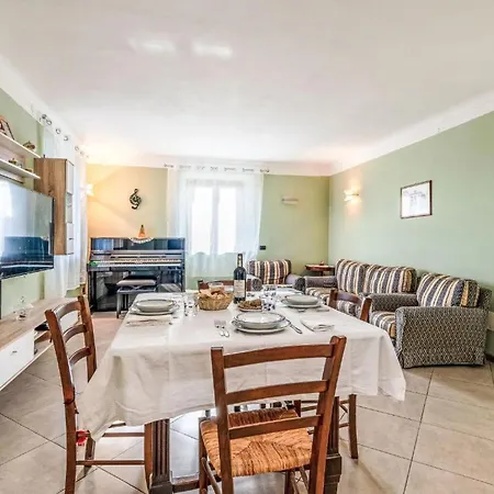 Maria Villa Castelletto Soprano