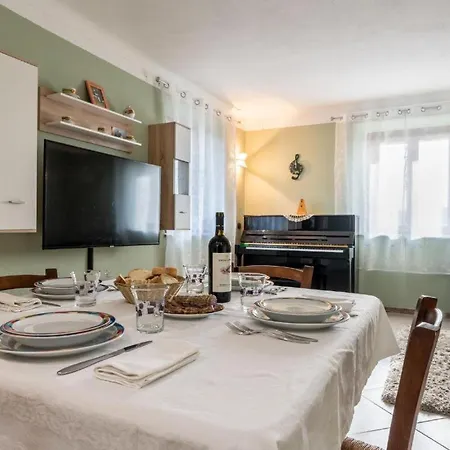 Maria Villa Castelletto Soprano